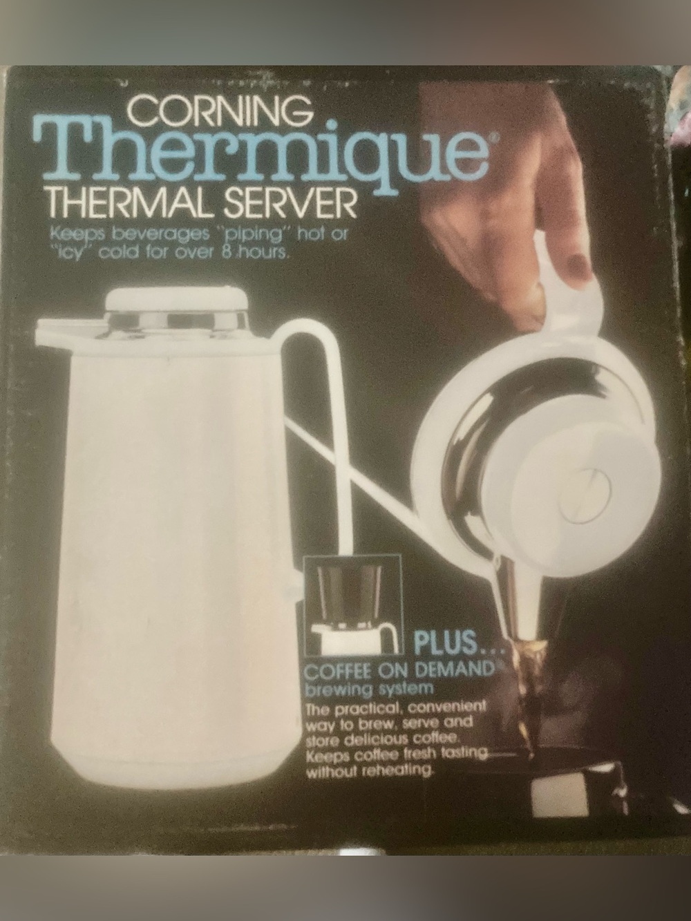 Corning Thermique White Thermal 1-Quart Hot/Cold Beverage Server 8020-5 NIB